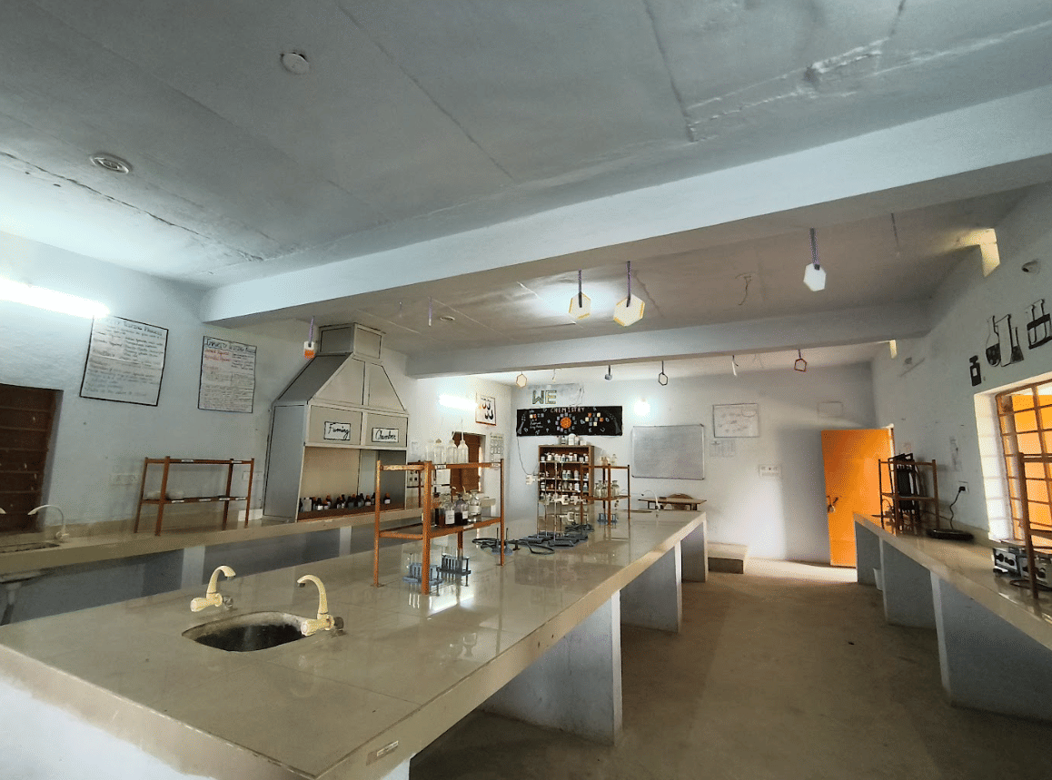 HGEA College of Pharmacy Bokaro Labs photo 59